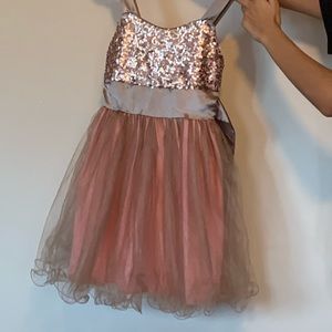 Girls dress